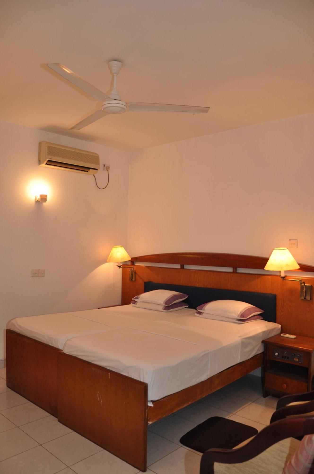 Ykd Tourist Rest Hikkaduwa Hotel Kültér fotó