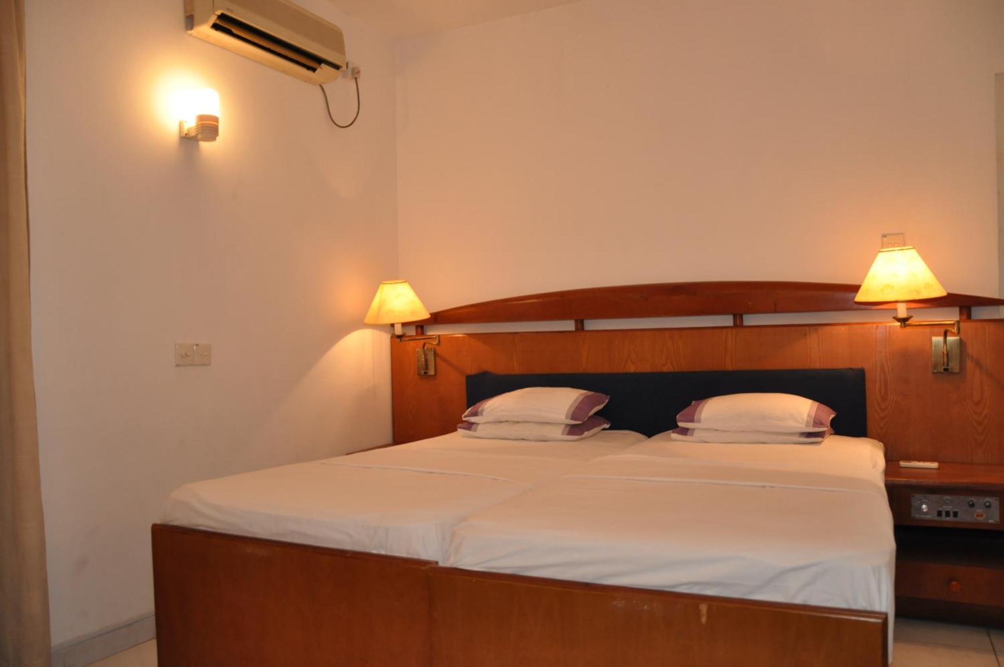 Ykd Tourist Rest Hikkaduwa Hotel Szoba fotó