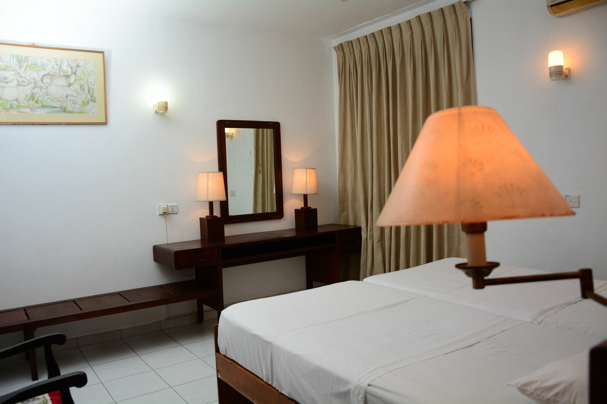 Ykd Tourist Rest Hikkaduwa Hotel Kültér fotó